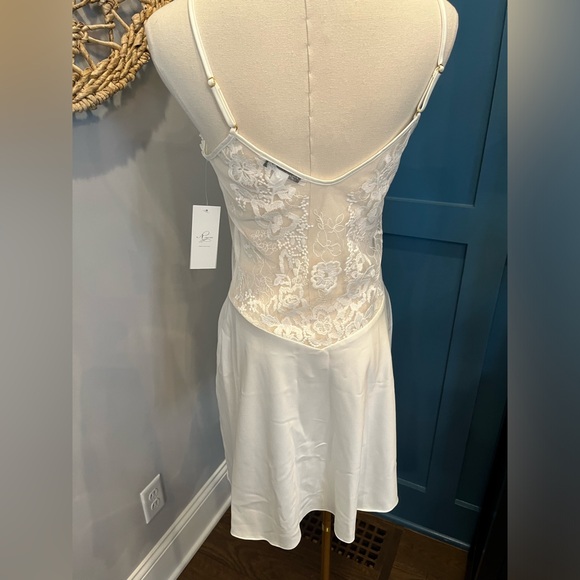 Bridal Chemise. New with tags! - Picture 3 of 4